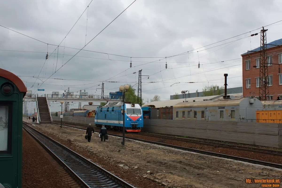 Эд9м электропоезд краснодар усть лабинск. Электропоезд. Поезд новочеркасск на сегодня. Эп1м-416. Поезд новочеркасск на сегодня.