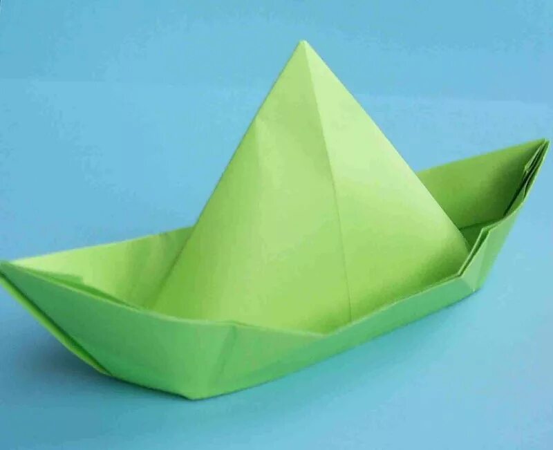 Уроки оригами 1. Оригами кораблик. Маленький кораблик оригами. Слайды оригами кораблик. Малюсенький кораблик оригами.