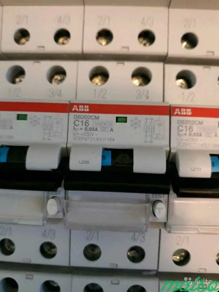 Диф ABB ds201. Диф DS 201 25a ABB. Дифференциальный автомат ABB ds201. ABB ds201 c25.