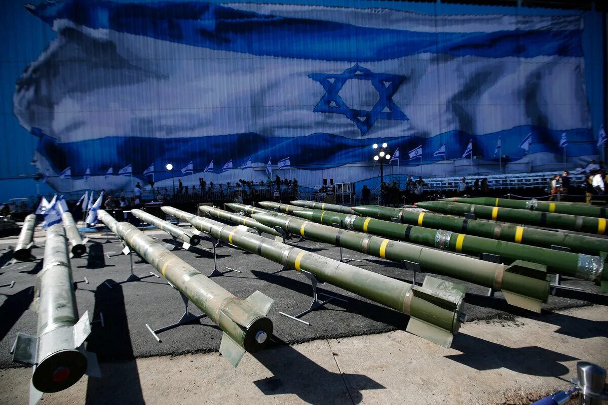 Ядерное оружие Израиля. Противокорабельный ракетный комплекс Blue Spear 5g SSM. Ракета Габриэль 5 противокорабельная. Ядерные ракеты Израиля.