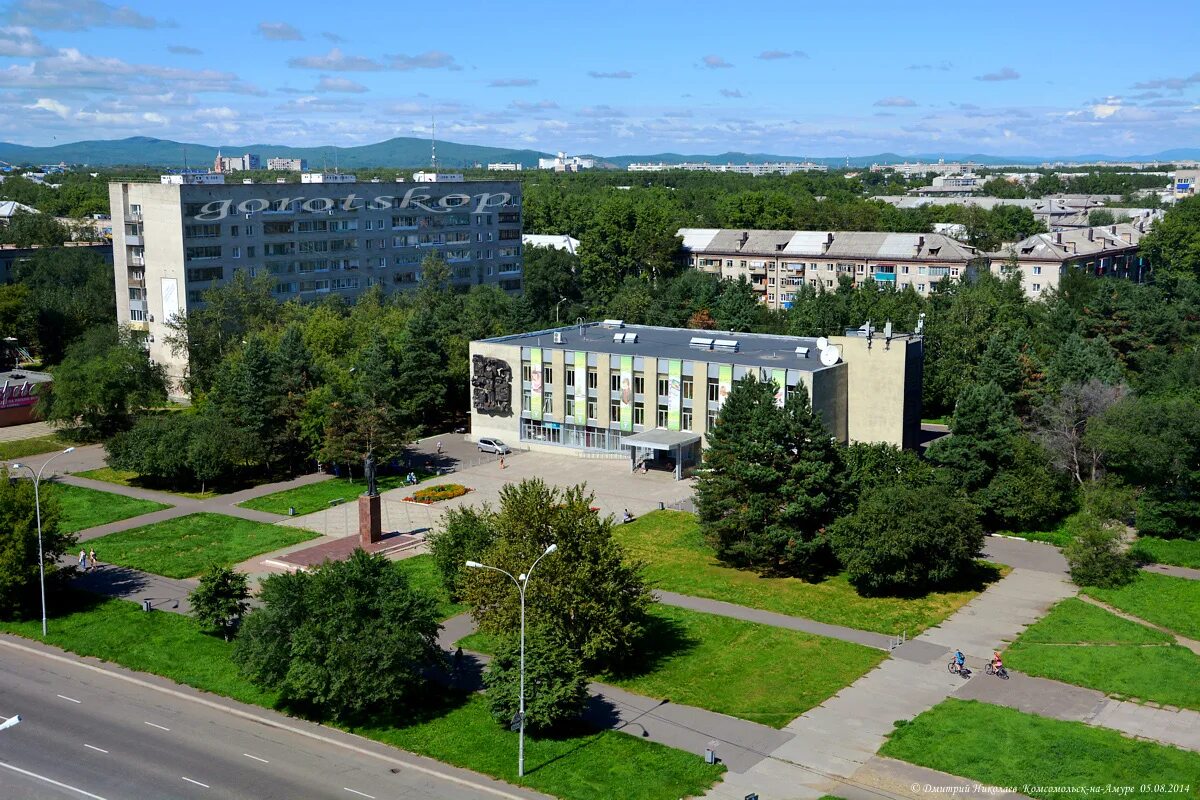 Библиотека Островского Комсомольск-на-Амуре. Комсомольск на Амуре. Райисполком Комсомольск-на-Амуре. Библиотека 14 Комсомольск на Амуре.