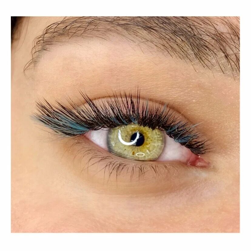 нарощенная стрелка. нарощенные ресницы стрелочка. нарощенная стрелка. нарощенная стрелка. лисий эффект 2д изгиб l.