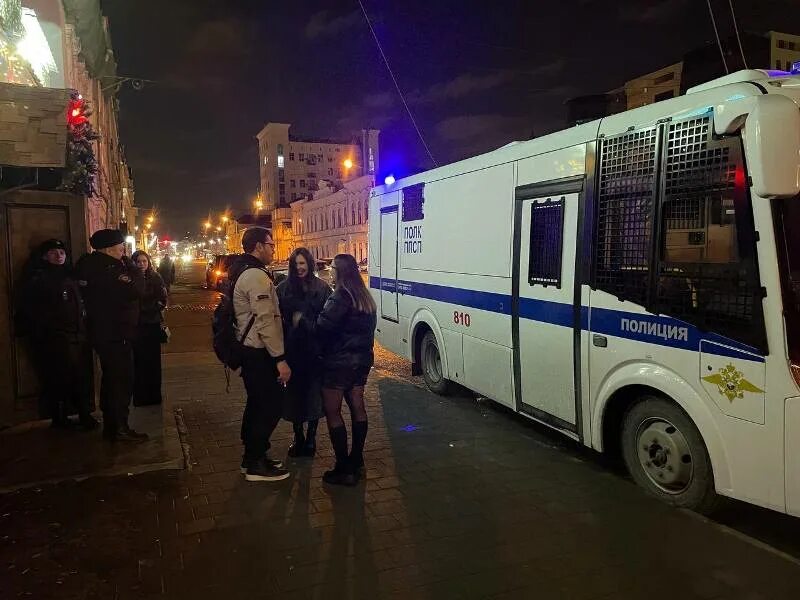 Полицейские Екатеринбурга принимают участие в конкурсе "Народный участковый 20