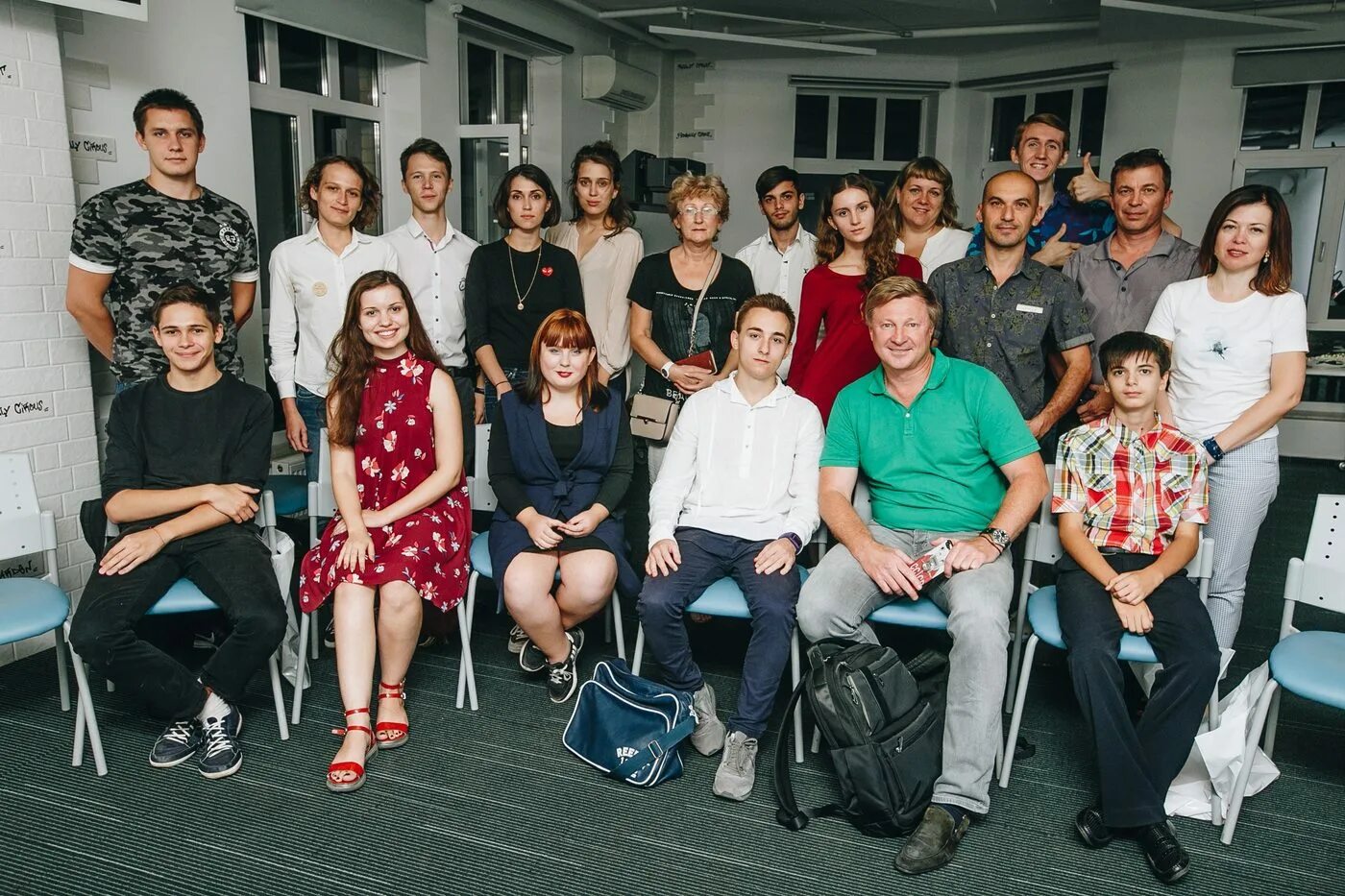 Сотрудники газпром нефть. Благотворительный фонд милосердие. Фгбу «нмиц эндокринологии» минздрава россии. Пенсионный фонд германии лого. Закрылся характер.