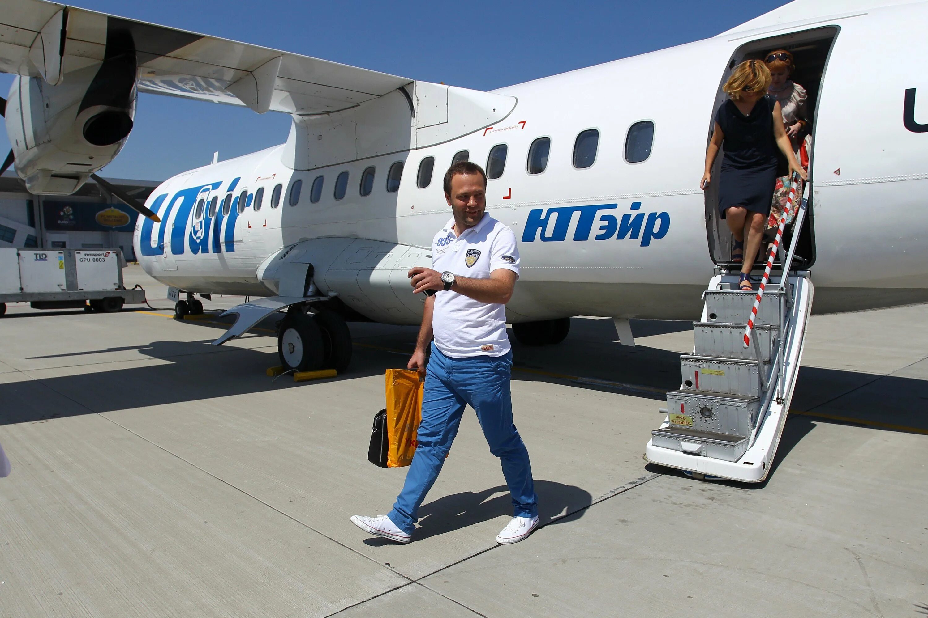 ЮТЭЙР Российская авиакомпания. UTAIR самолеты. Самолет ЮТЭЙР. Авиакомпания ЮТЭЙР фото.