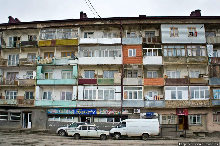 Цхинвал Южная Осетия. Цхинвал столица. Цхинвал микрорайон БАМ. Столица Южной Осетии город Цхинвал. Погода цхинвал на неделю южная