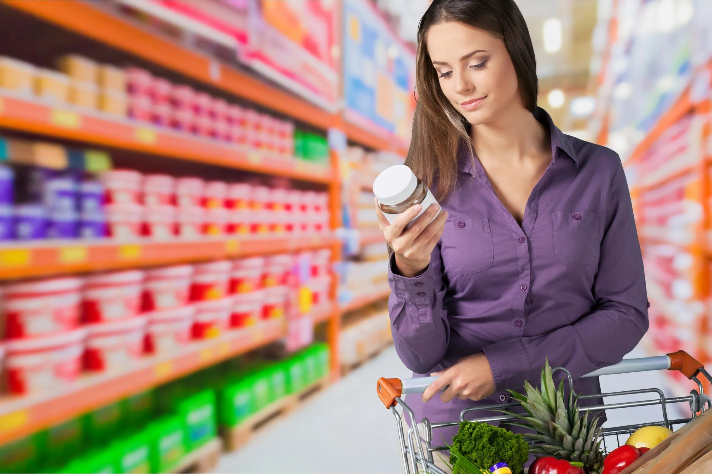 Поход в магазин за продуктами. Как найти продукт в городе. Виды экономической деятельности торговля. Спрос на продукты питания. Отрасль экономики торговля 2 класс.