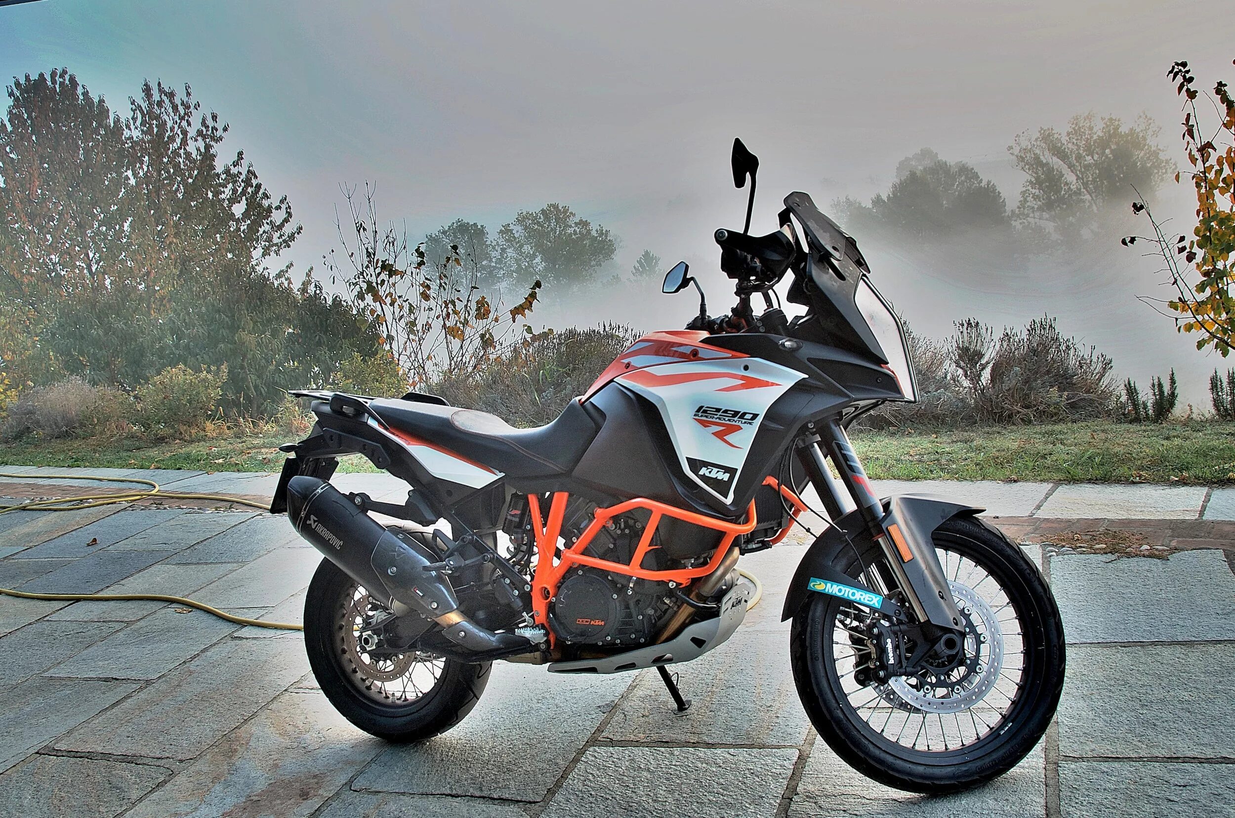 KTM 1290 super Adventure r. КТМ 1290 super Adventure 2018. KTM 1290 Adventure 2016 White. Навигатор для KTM 1290 ADV. 1290 super adventure r