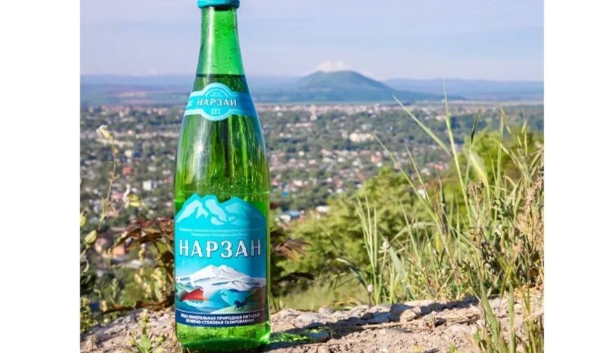 Вода в кисловодске показания. Нарзан Кисловодск минеральная вода. Боржоми Ессентуки Нарзан. Минеральные воды Ессентуки, Боржоми, Нарзан. Минеральная вода "Нарзан" 0,5 л стекло.