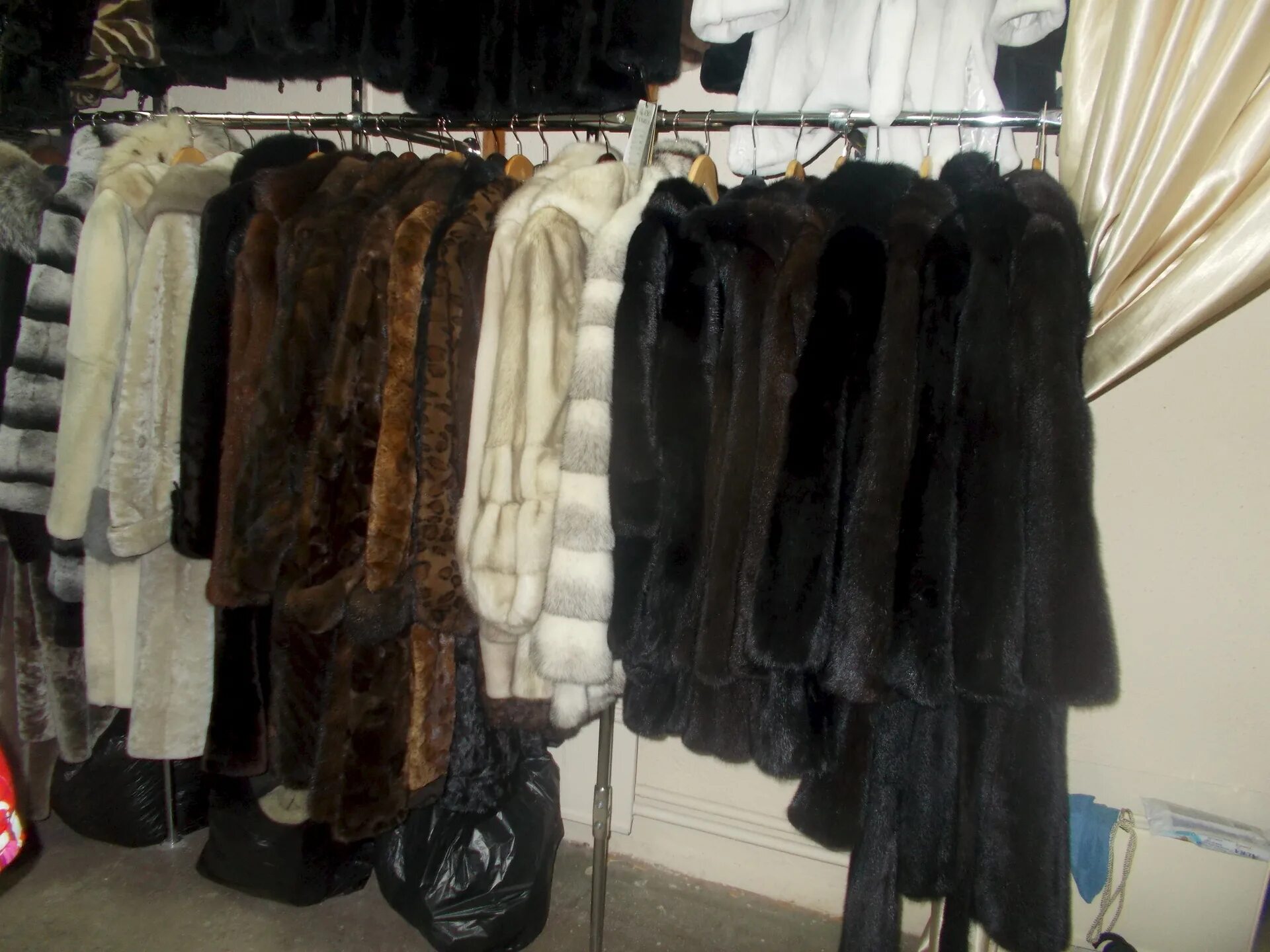 адреса комиссионных магазинов шуб. комиссионный магазин шуб в нижнем. магазин шуб в каскаде. комиссионный магазин мутоновых шуб. адреса комиссионных магазинов шуб.