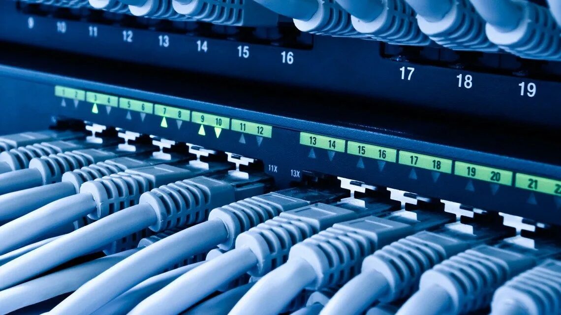 Компьютерное сетевое оборудование. Cable services. Интернет провайдер фото. Локальная сеть. Оптоволокно кабель для интернета.