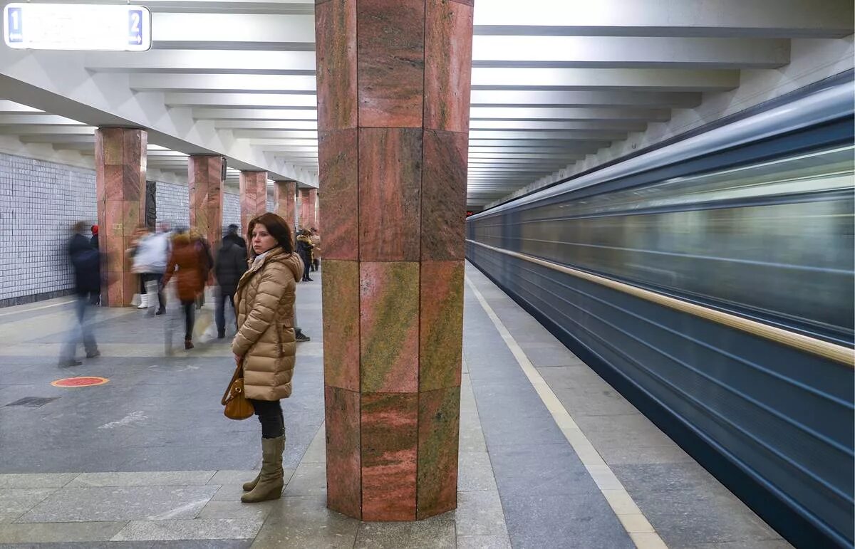 Метро Калужская Южный вестибюль. Станция Калужская. Калужская метро Москва. Калужская станция метро Москва. Купить метро калужская