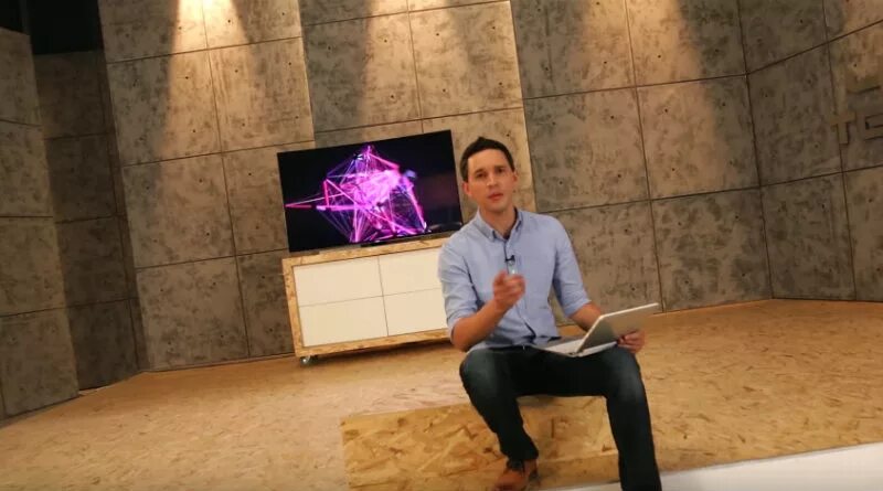 Чудо техники топ 5 новостей. Студия программы чудо техники. Чудеса техники. Главный редактор проекта чудо техники.