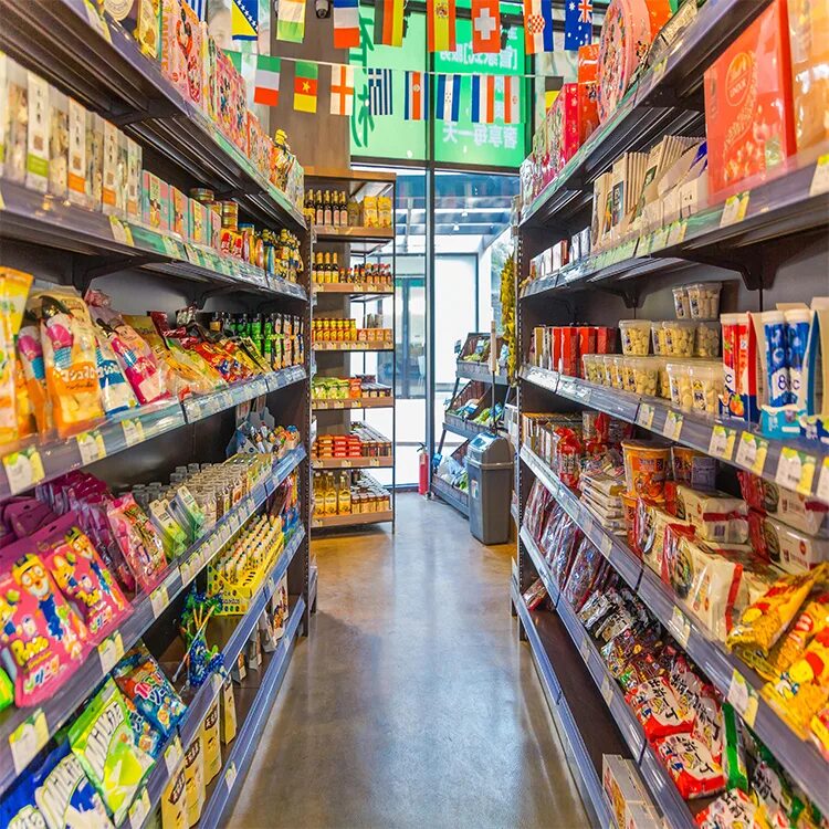 Стеллаж для продуктов. Полки в супермаркете. Стеллаж для продуктов. Необычные подвесные полки для супермаркета. Полки супермаркета.