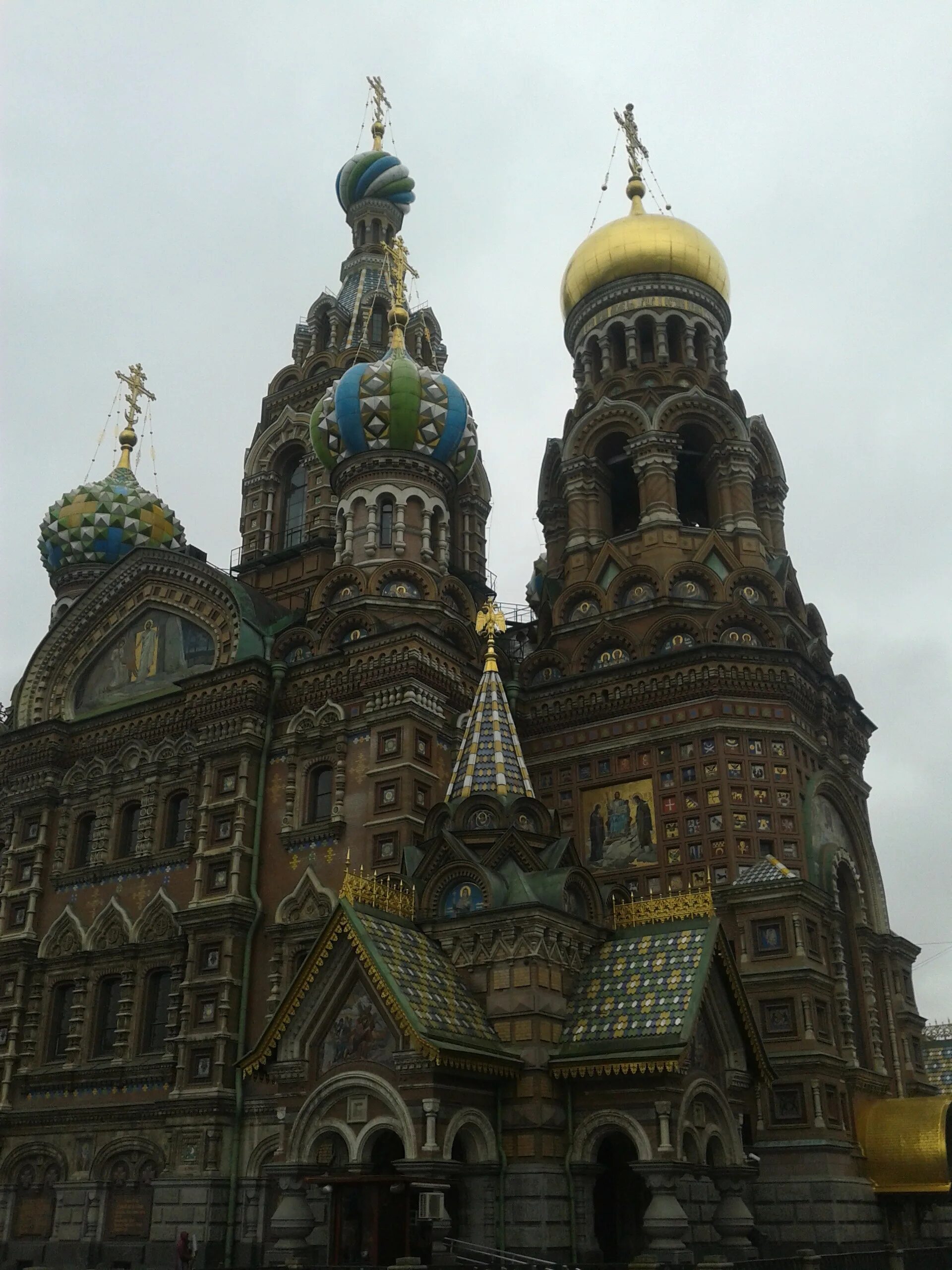Стиль спас. Архитектурный стиль спаса на крови в санкт-петербурге. храм спаса-на-крови санкт-петербург история. храм на крови санкт-петербург история. звонница в храме спаса на крови в санкт-петербурге.