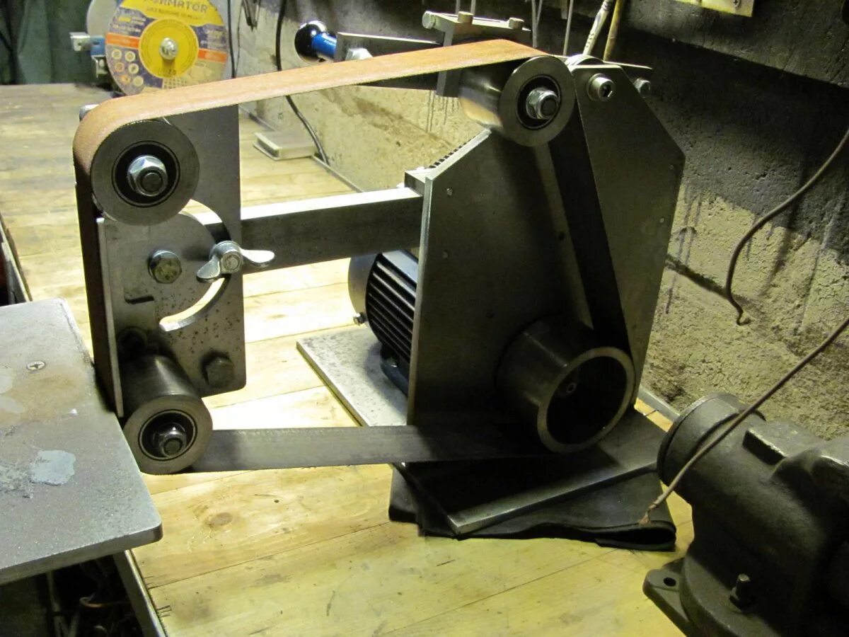 Гриндер ленточный размеры. Гриндер ленточный mg-750a «умелец». Гриндер 610 чертеж гч610. Гриндер поворотный г50 п. Гриндер ленточный 1250.