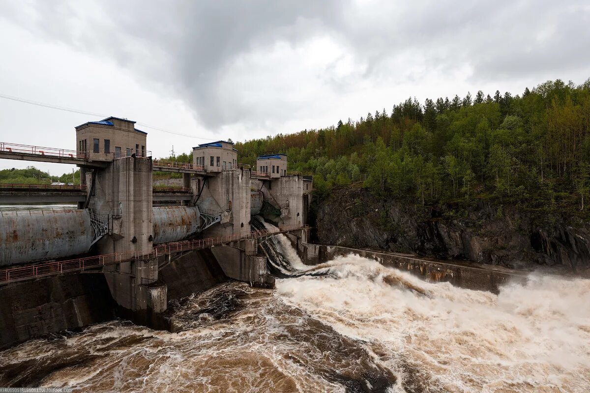 1 комнатные гэс. саяно-шушенская гэс фото. 1 комнатные гэс. нижнетуломская гэс мурмаши. саяно-шушенская гэс водохранилище.