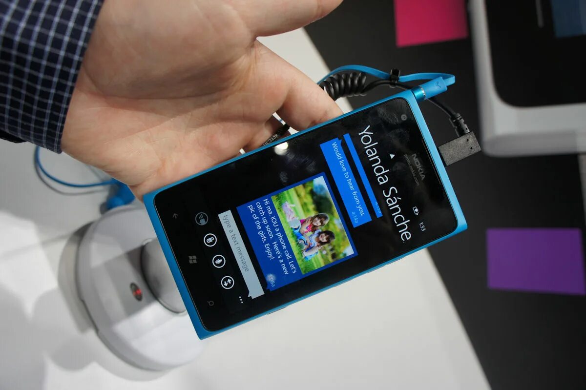 Нокиа Lumia 900. Галерея в нокиа. Windows Phone со стилусом. Где в нокиа галерея.