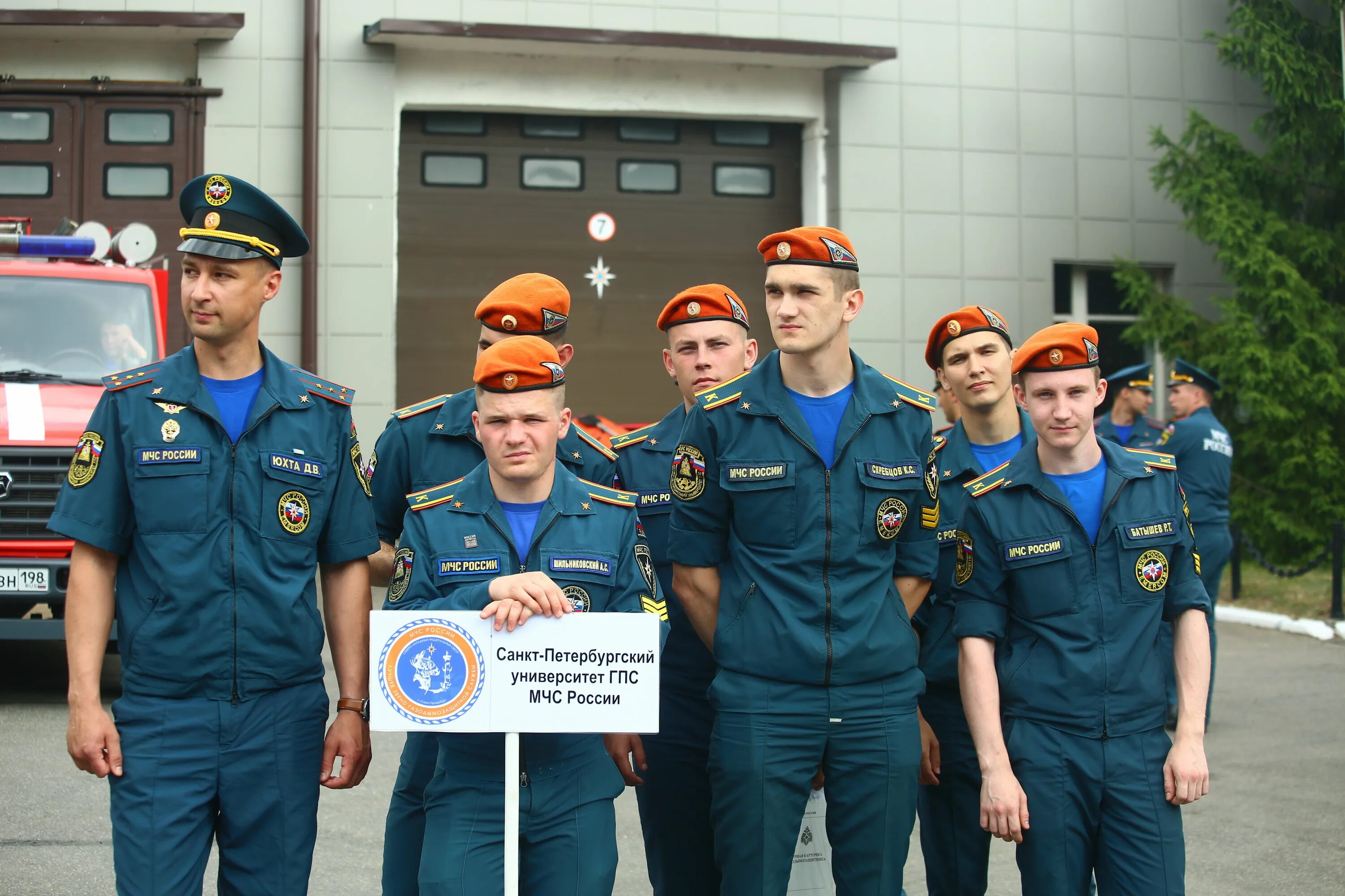 В Северной столице состоялся выпуск молодых специалистов и кадет Санкт-Петербург