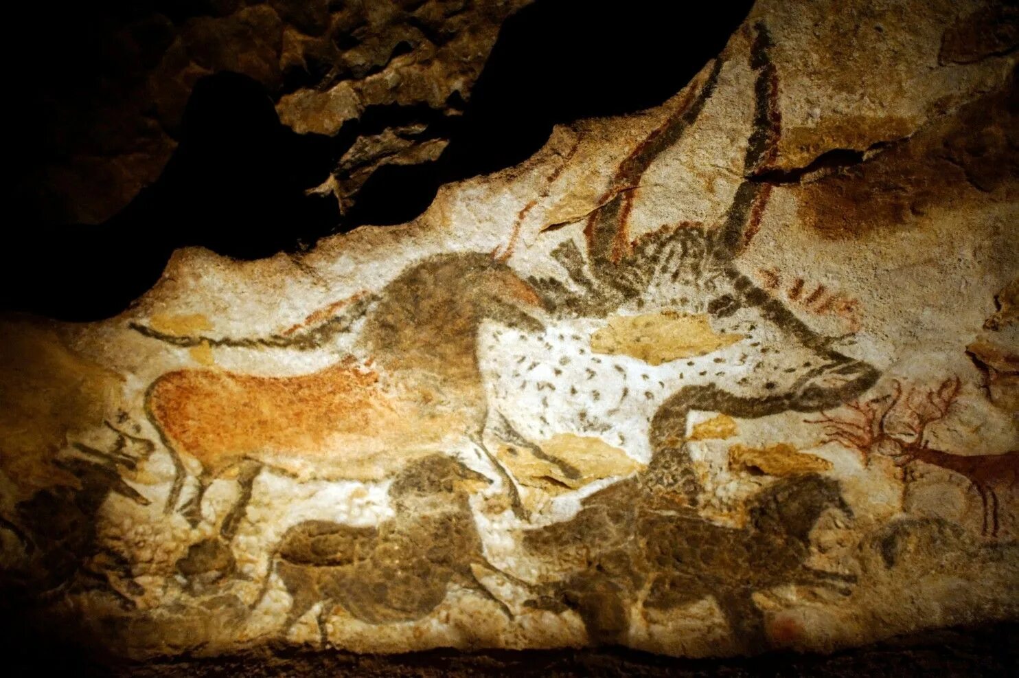 Ancient caves. Пещера Ласко во Франции. Комплекс пещер Ласко, Монтиньяк. Фёдор Ласко. Ласко Илья Алексеевич.