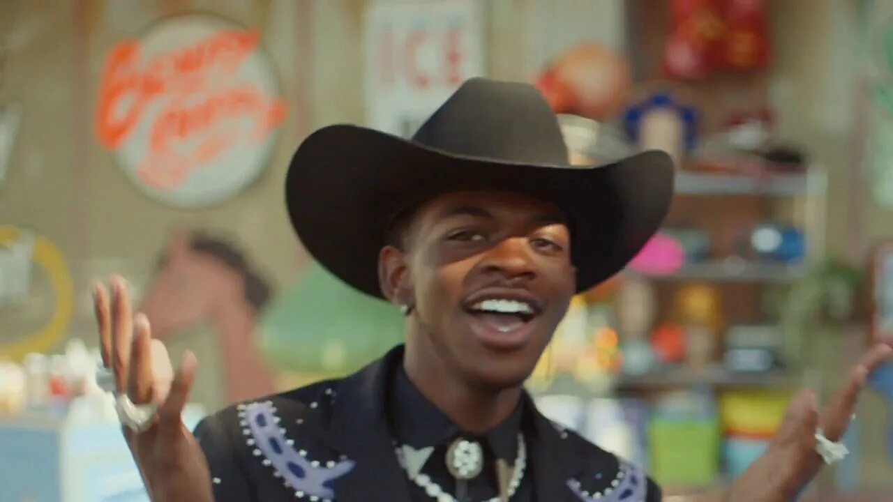 Billy cyrus old town. Lil nas x old Town Road. Old Town Road Lil nas x feat Billy ray. Ft. Billy ray Cyrus.