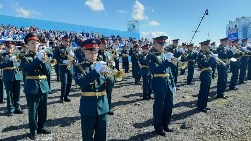 Кронштадт парад. Военно-морской парад в кронштадте 2025. военно-морской парад в кронштадте 2025. военно-морской оркестр. день вмф кронштадт.