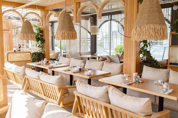 ресторан китчен екатеринбург летник. Plov project пассаж веранда. микинг летняя терраса екатеринбург. терраса екатеринбург. рататуй летняя веранда екатеринбург.