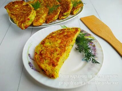Чебуреки из кабачков с фаршем на сковороде