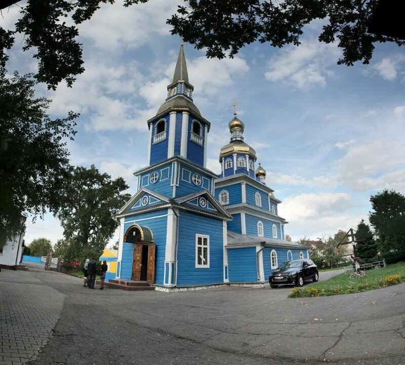 Храме преподобного паисия святогорца. Слуцкая свято-михайловская церковь. Новый храм в слуцке. Храмы слуцка. Показать картинки слуцкой церкви.