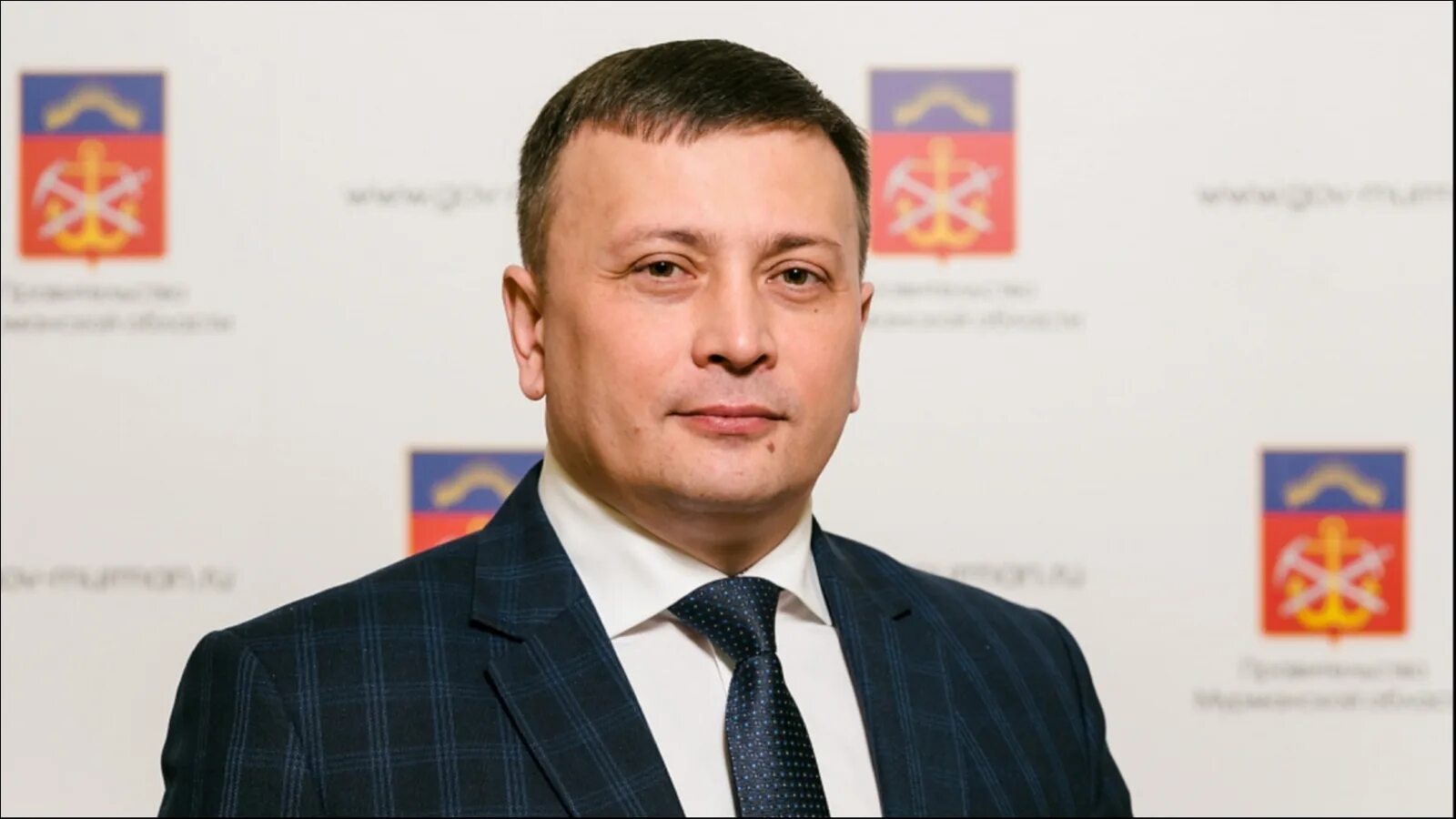 Гимназия 2 мурманск. Директор мурманской. Директор 35 срз мурманск. Масько мурманск. Директор театра кукол мурманск.