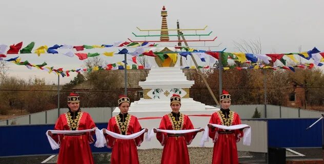 погода манычское калмыкия. маныч-гудило тюльпаны. яшалта мемориал. манычский яшалтинский район. погода манычское калмыкия.