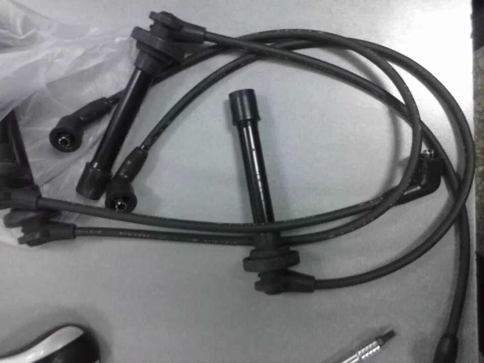 Высоковольтные провода москвич 407. Провода высоковольтные matiz 0. Провода вв матиз 0. 6 2008. Оригинальные высоковольтные провода.