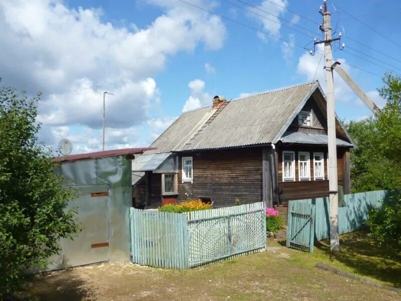 Прогноз погоды в чудово новгородской области. Поселок Чудово Новгородской области. Пятилипы Новгородская область. Деревня Пятилипы Новгородская область. Дом в Чудово Новгородской области.