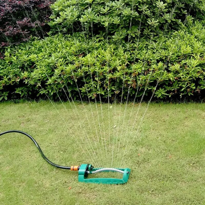 Поливалка для огорода купить. Garden Sprinklers распылитель. Дождеватель колебательный hc127030. Гарден поливная система опрыскиватель. Geolia опрыскиватель 16л.