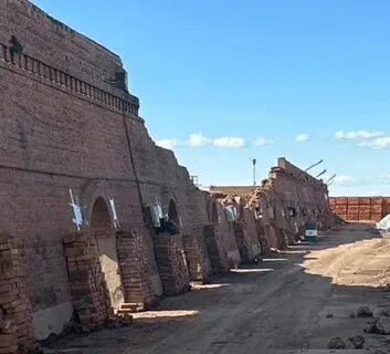 Заваленная стена