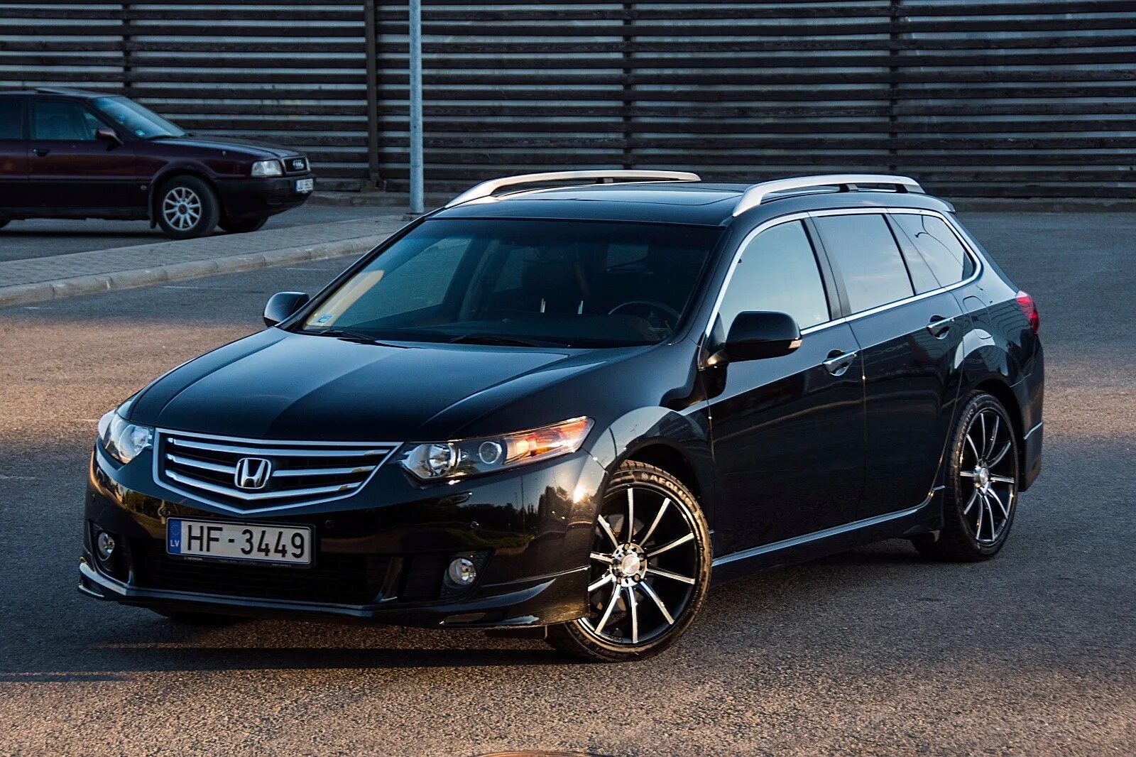 Хонда универсал. Honda Accord 8 универсал. Honda Accord 8 Wagon. Honda Accord универсал 2008. Honda Accord 2010 универсал.