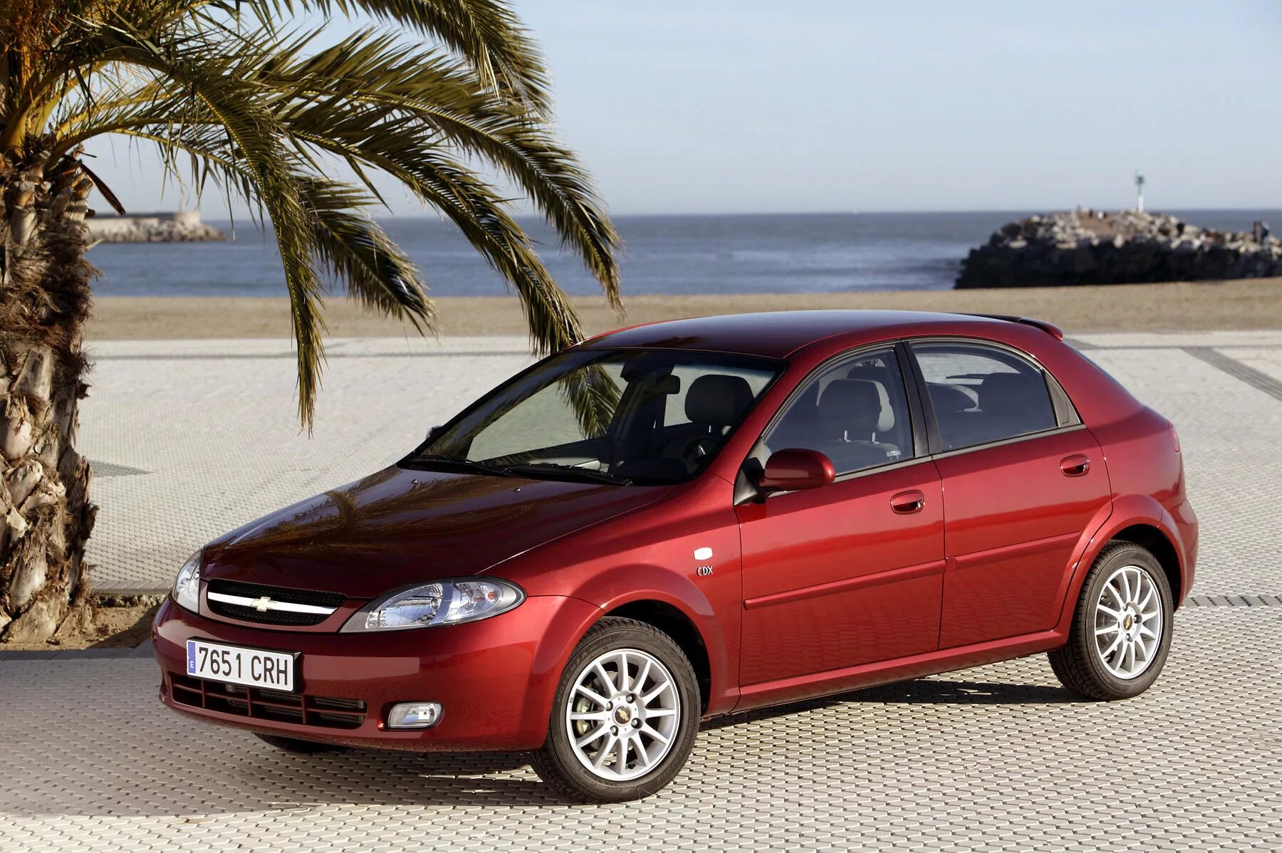 Chevrolet lacetti бензин