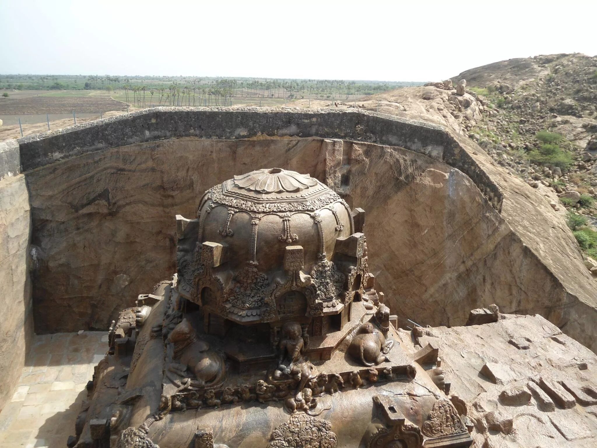 Храм Vettuvan Koil,. Мегалитические постройки Индии. Загадочные находки археологов. Находки древних цивилизаций.