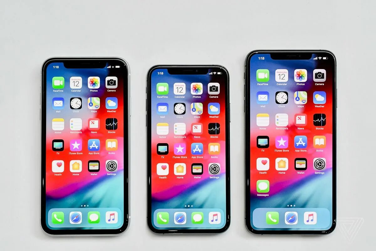 1 12 1 8 сравнение. Iphone XS Max. Айфон XR vs XS. Айфон XR XS XS Max. Айфон 10x,XR,XS,XS Max.