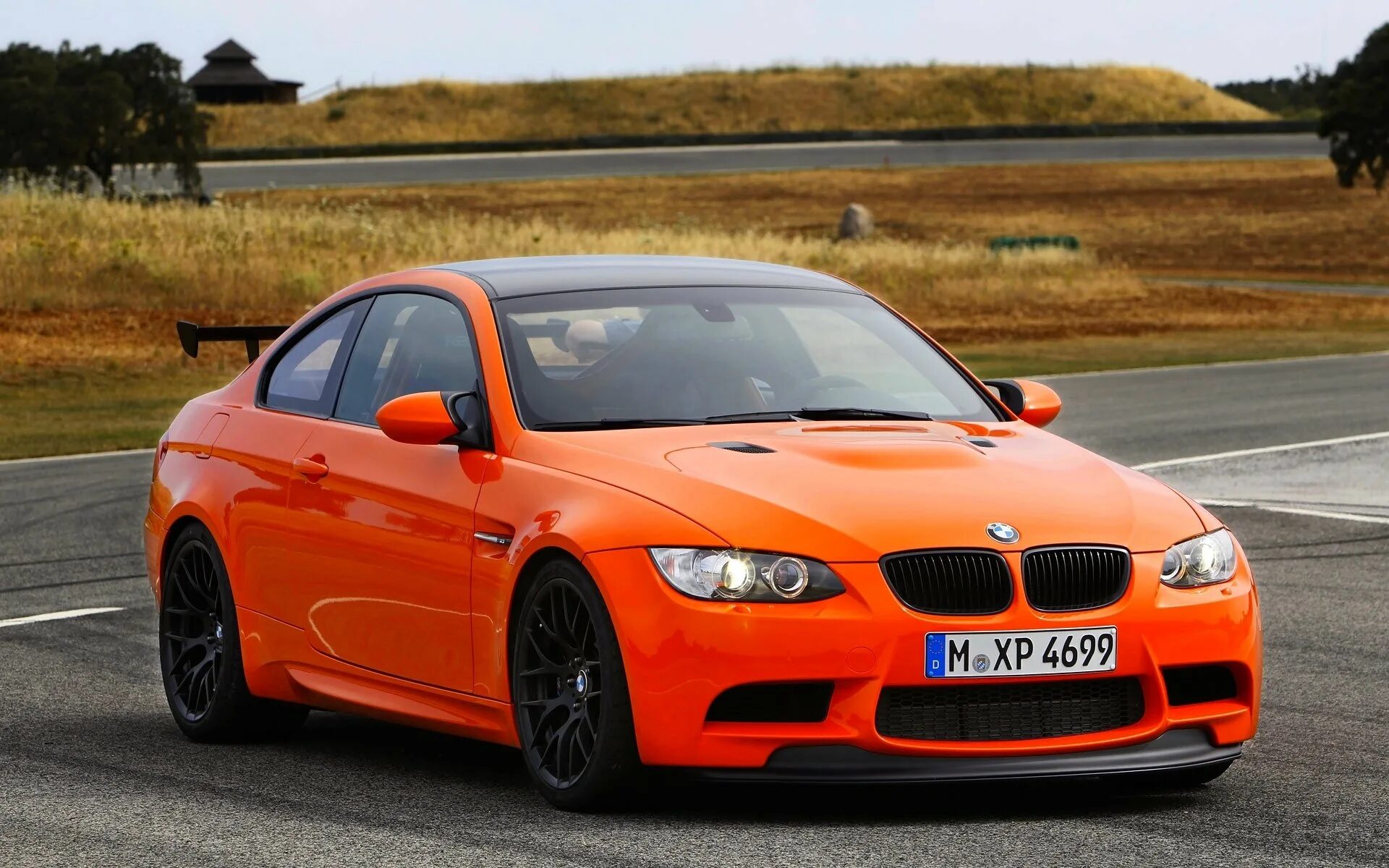 М5 название. BMW m3 GTS. 2010 BMW m3 GTS. M3 e92 GTS. 2010 BMW e92 m3 GTS.