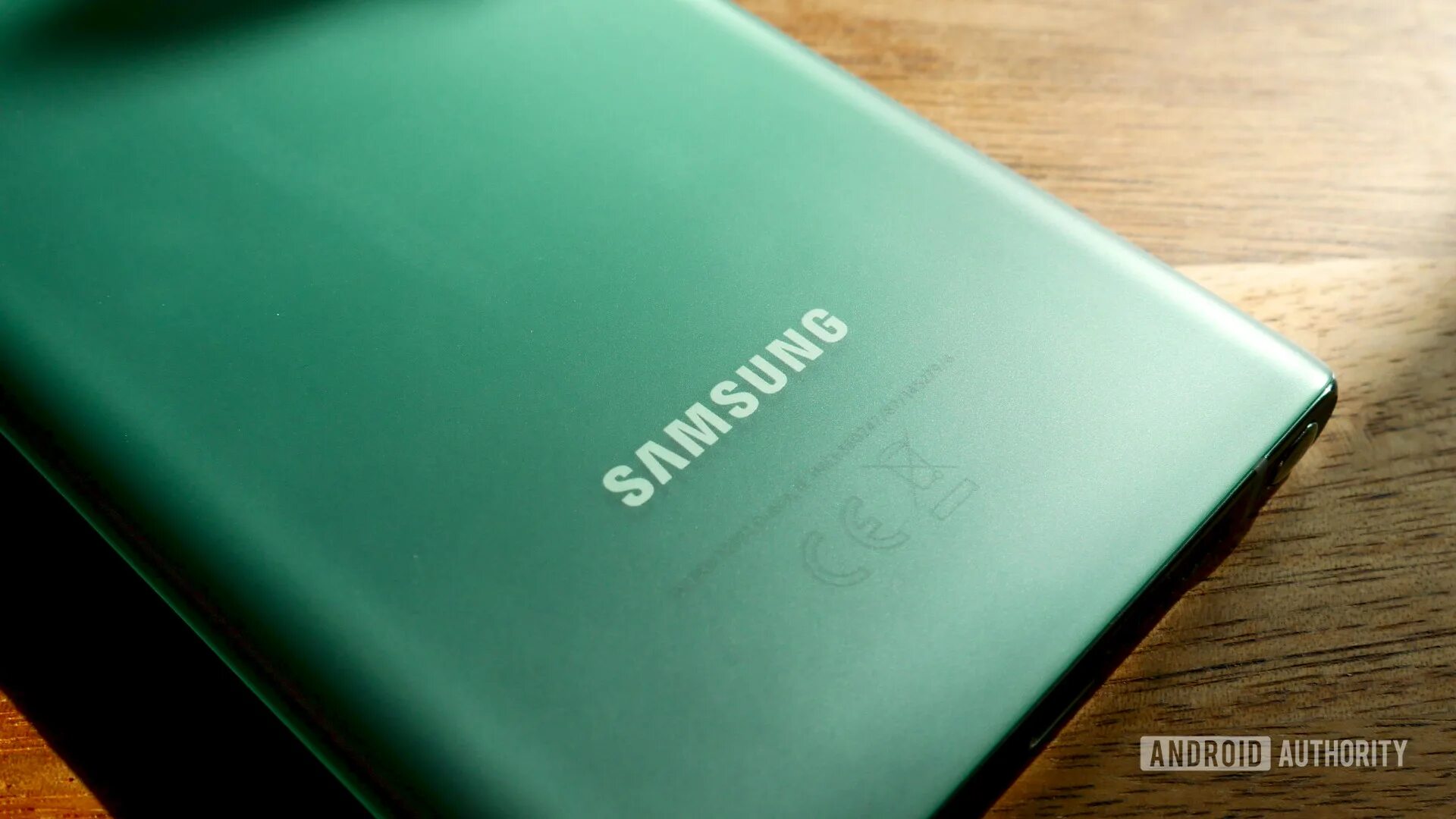 Samsung ultra green. Samsung Galaxy s22. Galaxy s22 Ultra. Samsung Galaxy 22 Ultra. Самсунг s22 Ultra зеленый.