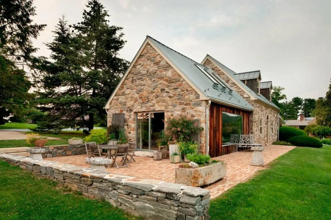 Country House Renovation США. "Каменные дома 136" Корсика+. Каменный дом (Stone House / casa do Penedo; Гимараеш, Португалия). Дом из камня.