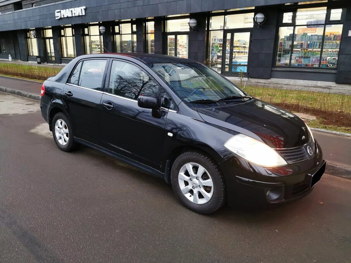 Купить тииду 2008 года. Nissan Tiida 2008 седан. Ниссан Тиида 2008 седан. Ниссан Тиида 2010 седан. Тиида седан 2008.