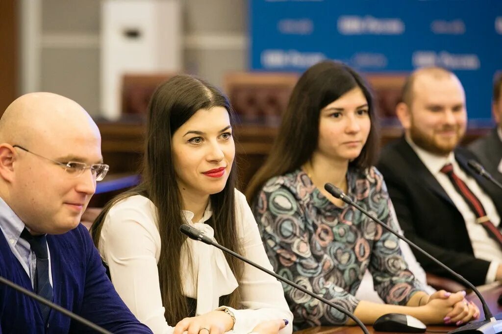 лисюткина татьяна юрьевна лнр. первомайский проспект д 62а рязань. цик рязань. школа недвижимости. цик рязань сотрудники.