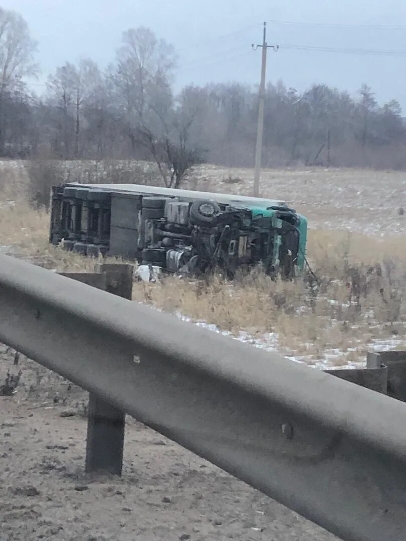 Дтп под кричевом. Дтп у цемзавода пикалёво. Чп в кличеве. Чп в кличеве. Дтп под кричевом.