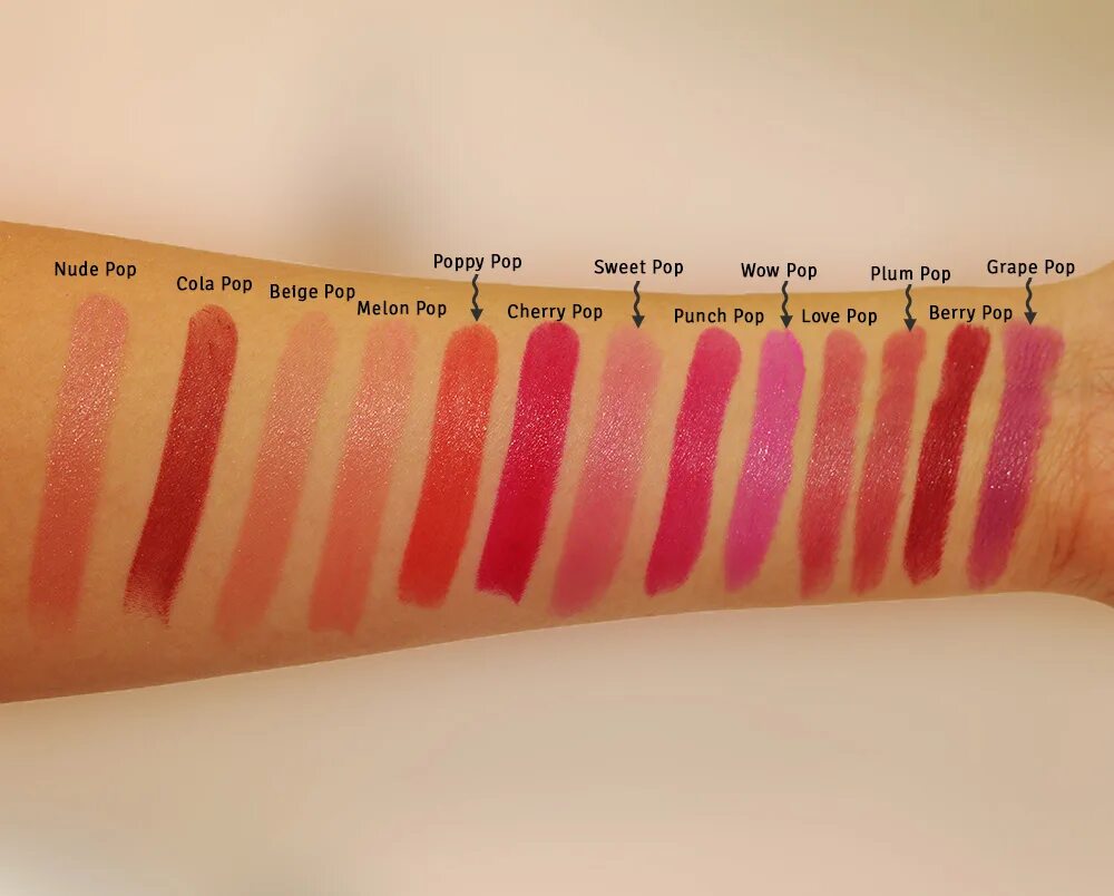 Color pop super shock. Помада clinique pop свотчи. Clinique papaya pop lip colour. Clinique lipstick papaya pop. Clinique bare pop.