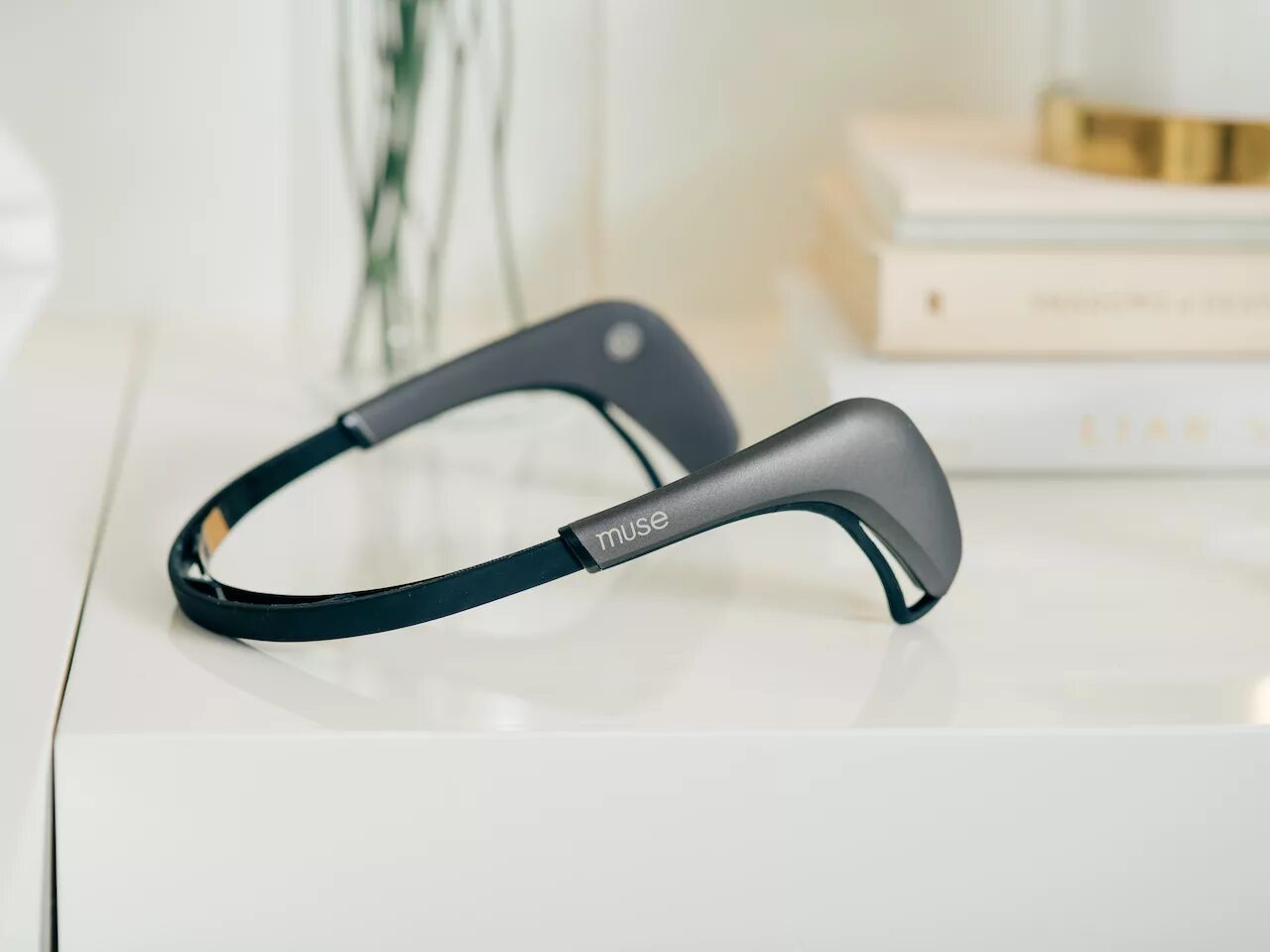 Muse 2 the brain sensing headband. Нейрообруч для медитации muse 2. обруч для медитации muse. наушники брейн для медитации.