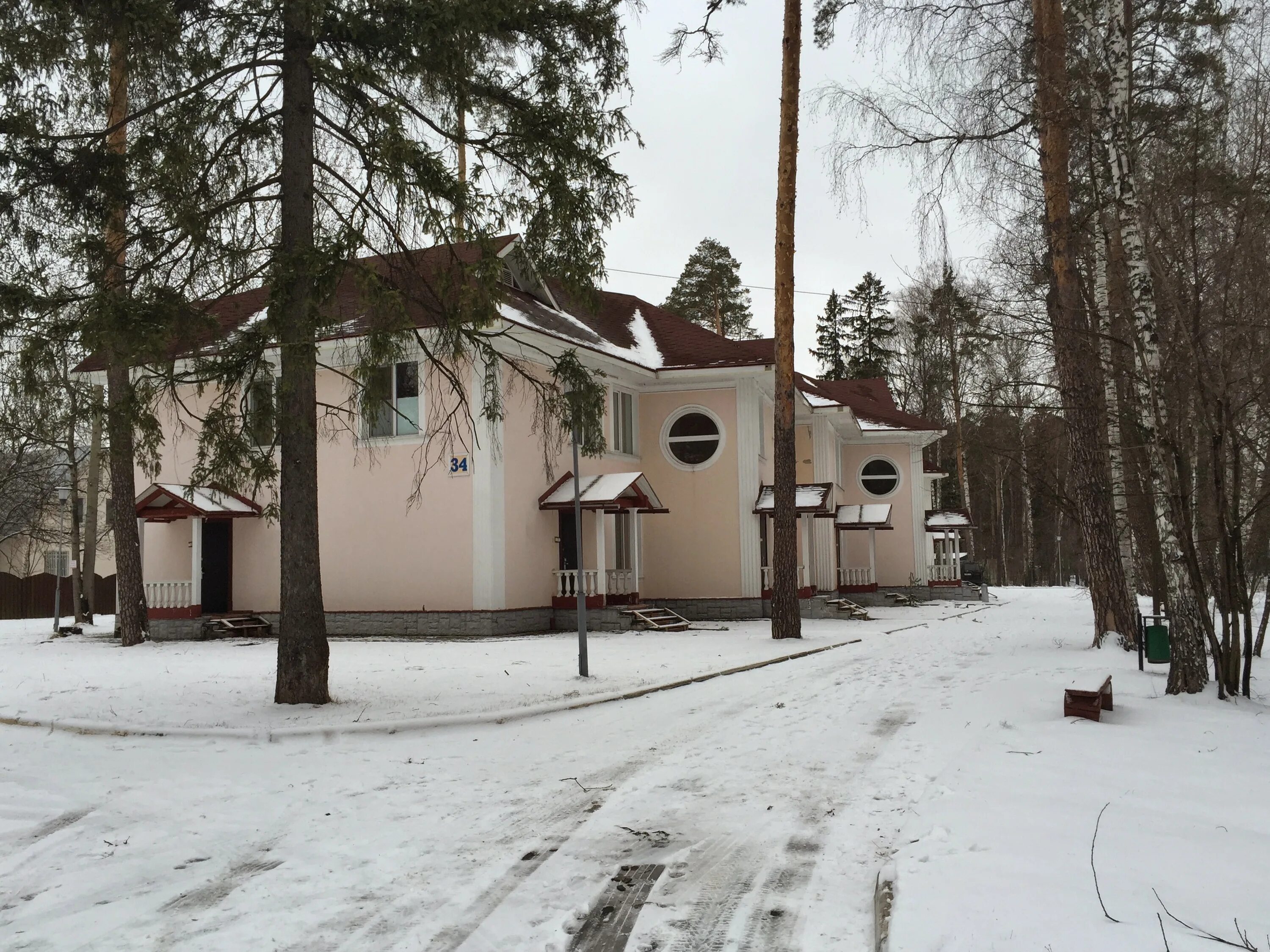 парк отель юность щелковский район. пансионат монино. дом престарелых монино. пансионат юность московская область щелковский район. пансионат юность щелковское шоссе.