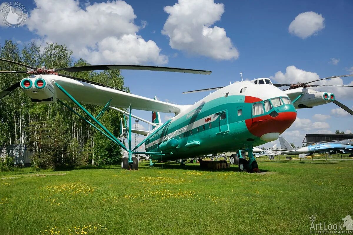 Монино музей авиации вертолет. Музей ВВС В Монино. Вертолет в-12 Монино. Вертолет в музее ВВС Монино.