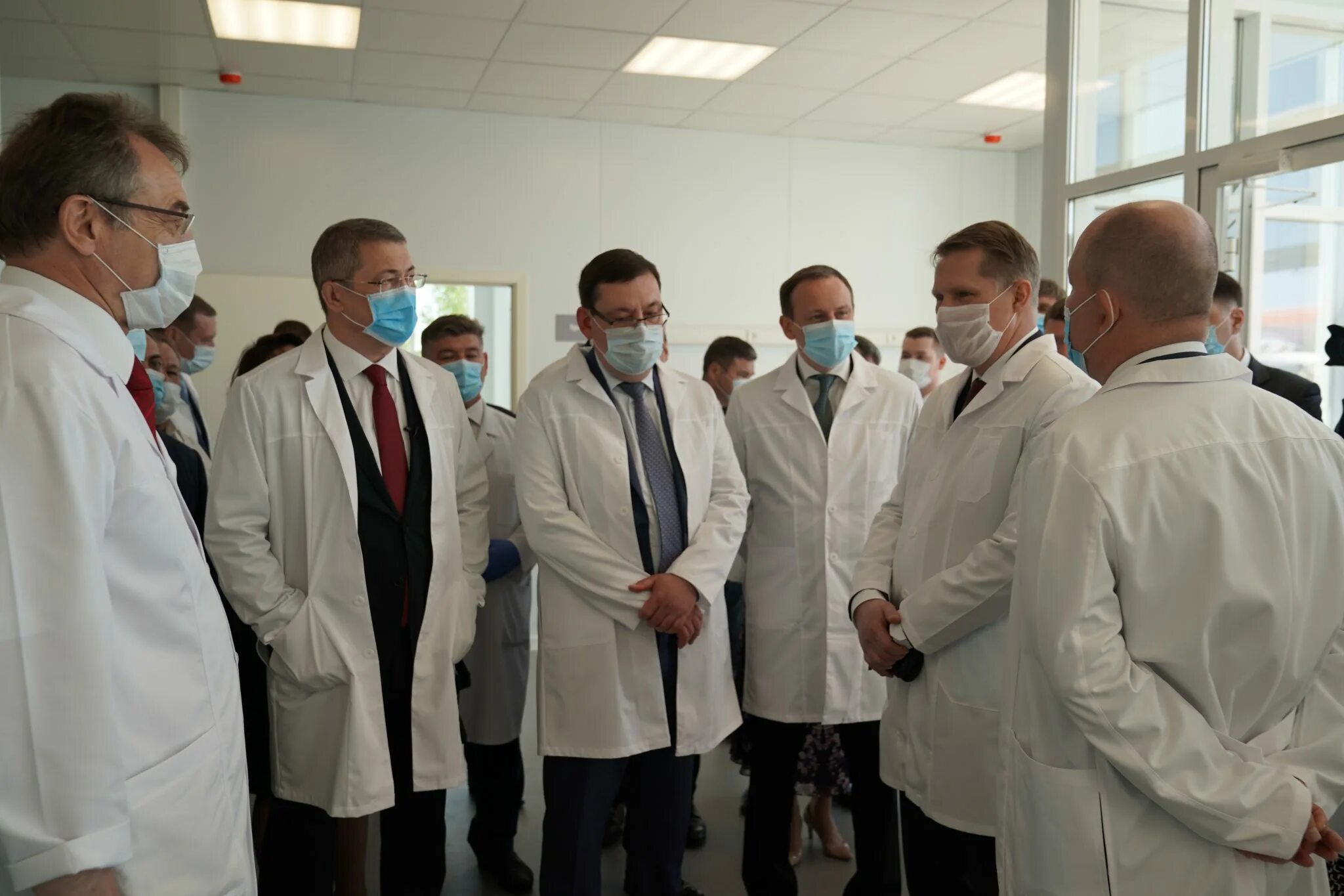 Новые ковид госпитали в стерлитамаке. Республиканский клинический инфекционный центр. Ковид госпиталь в уфе зубово. Ковид госпиталь стерлитамак. Инфекционная палата в ковид госпитале стерлитамак.